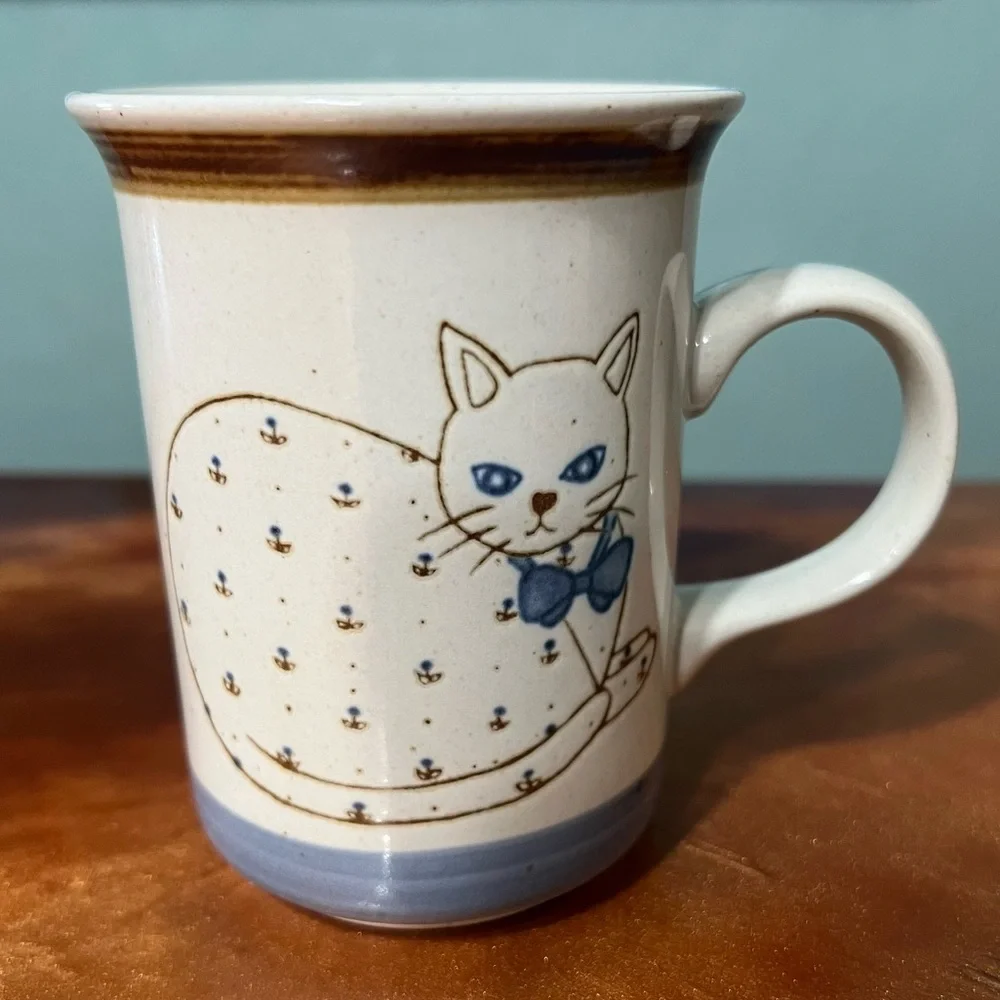 Vintage Otagiri Japan Handcrafted Cat Mug Pottery Primitive Blue eyed cat